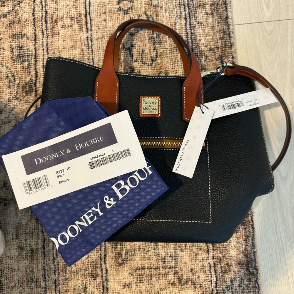 NWT : DOONEY & BOURKE BRINLEY TOTE